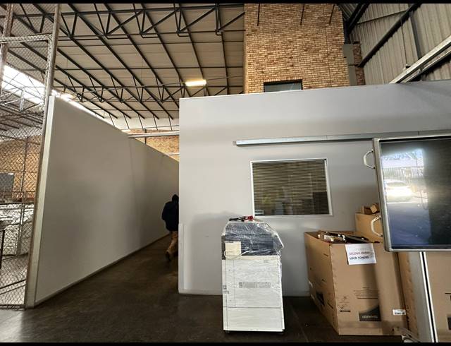 3,454M² WAREHOUSE TO LET IN TUNNEY